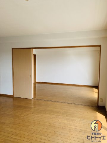 シャルネドマンションの居間・リビング