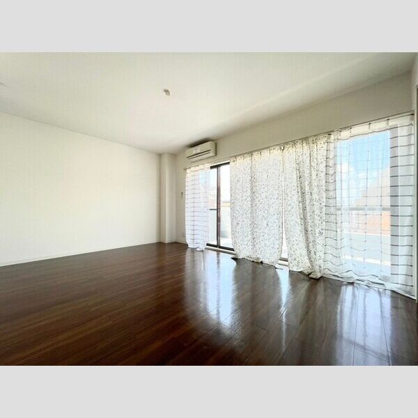 affittoの居間・リビング