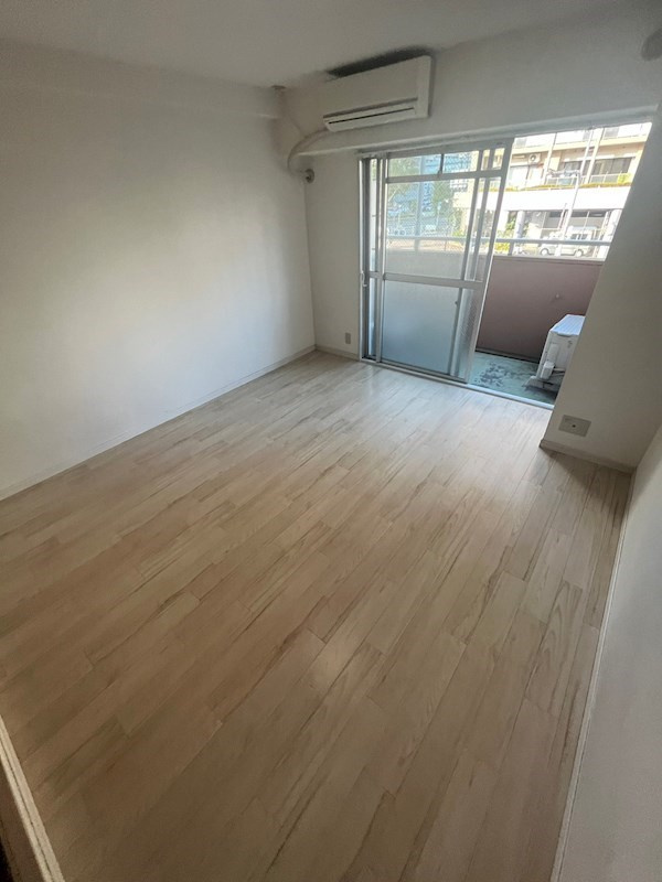 きさらぎコーポの居間・リビング|こちらの居間で趣味の時間をお楽しみください