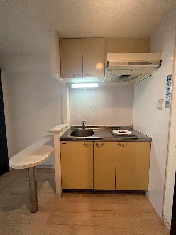 きさらぎコーポのキッチン|コンパクトなキッチンで掃除もラクラク