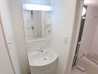 【洗面所】 | リブリ・汐路【名古屋市賃貸・オートロック】