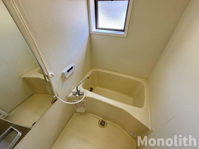 ファミール寿の浴室