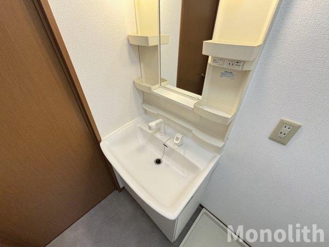 ファミール寿の独立洗面台