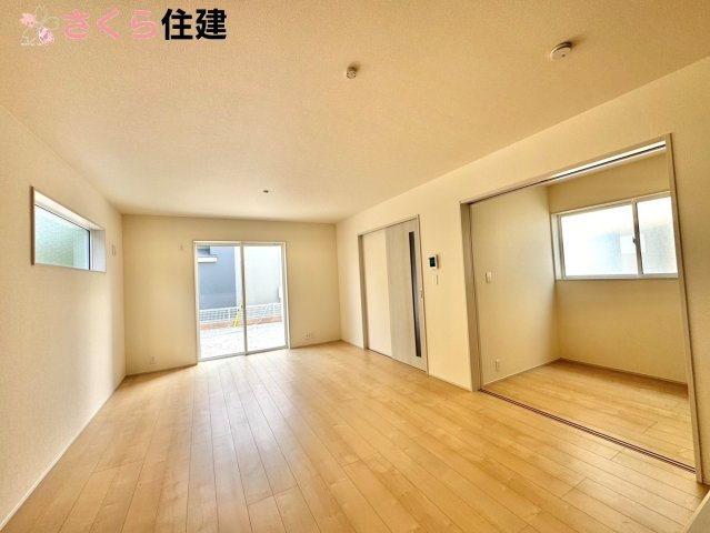 リーブルガーデン宇都宮今宮第5　　3号棟の居間・リビング|広々16.5帖LDLは南向きで日当たり良好。ゆったりとした時間の流れる開放的なくつろぎの空間♪
