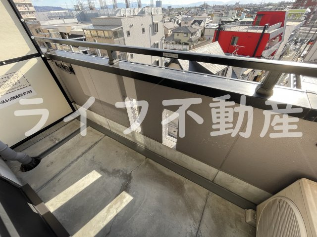 リュミエールイーストのバルコニー