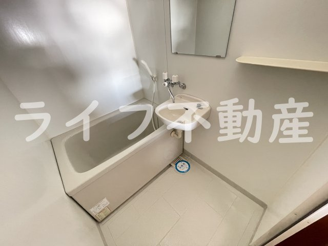 リュミエールイーストの浴室