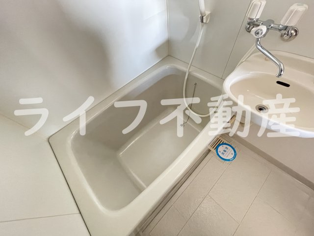 リュミエールイーストの浴室