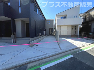 【外観】 | 現地写真。プラス不動産販売なら、現場の全ての棟をまとめてご見学頂けます。