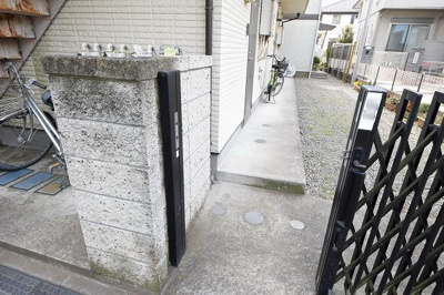 【ロビー】 | ドミール-下石原2丁目-