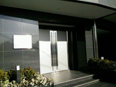 【エントランス】 | ＡＲＴＥＳＳＩＭＯ　ＶＩＴＡ