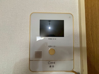 【防犯設備】 | 池田下町　中古戸建 | 【TVモニター付きインターフォン】 防犯設備として欠かせないTVモニター付きインターフォンがあります♪