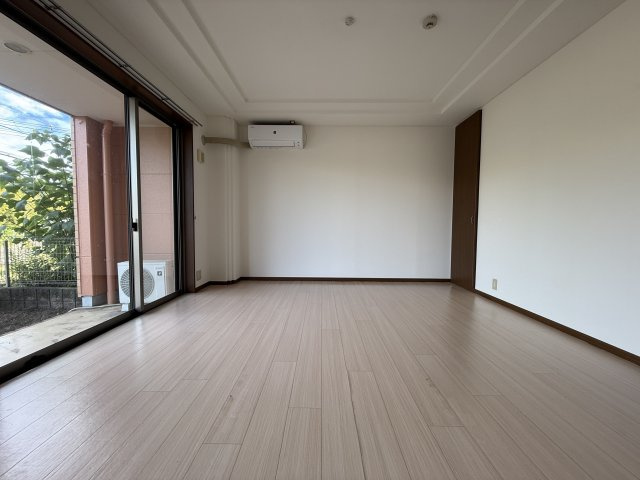 セラヴィの居間・リビング