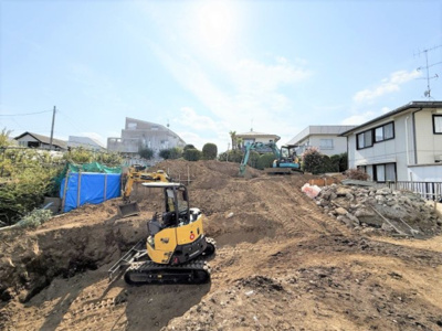 【展望】 | 【仲介手数料２７０万円が無料！！】■南傾斜の高台につき陽当り良好■緑の多い風致地区 | 【お得な諸費用サービスキャンペーン中！】
■詳細は「物件概要」の「諸費用」欄をご確認下さい！
■南傾斜の高台につき、陽当り良好
■緑の多い風致地区
■無料で建物プラン、見積書を作成可能