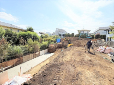 【展望】 | 【仲介手数料２７０万円が無料！！】■南傾斜の高台につき陽当り良好■緑の多い風致地区 | 【お得な諸費用サービスキャンペーン中！】
■詳細は「物件概要」の「諸費用」欄をご確認下さい！
■南傾斜の高台につき、陽当り良好
■緑の多い風致地区
■無料で建物プラン、見積書を作成可能