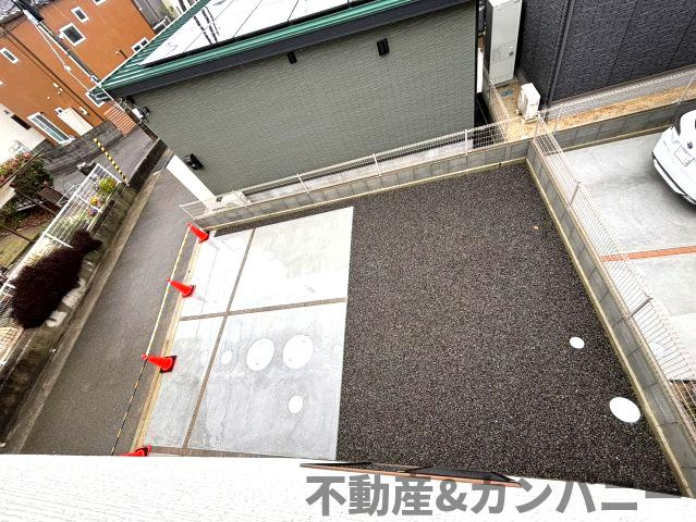 堀江町の新築のおうちNo.6　松山市堀江町新築戸建の駐車場|駐車場があります