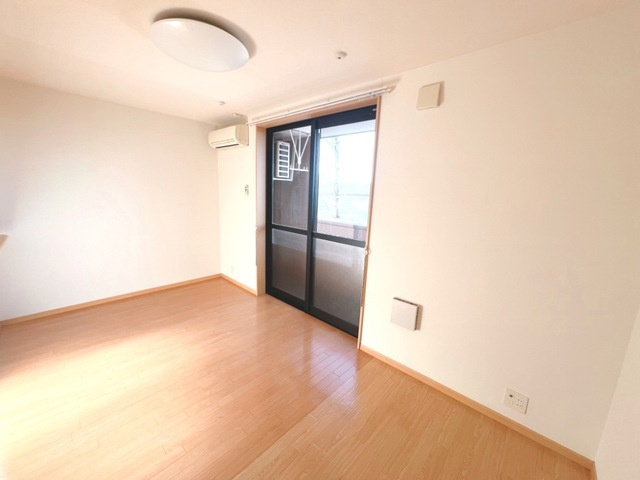 サナンドゥーの居間・リビング