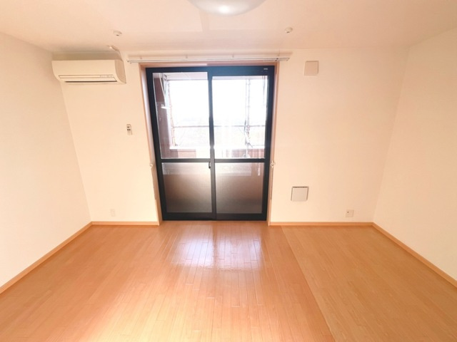 サナンドゥーの居間・リビング