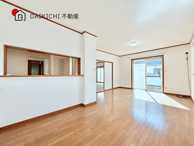 【居間・リビング】 | 鴻巣市中央　中古戸建