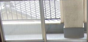 たばこ組合ビルのバルコニー