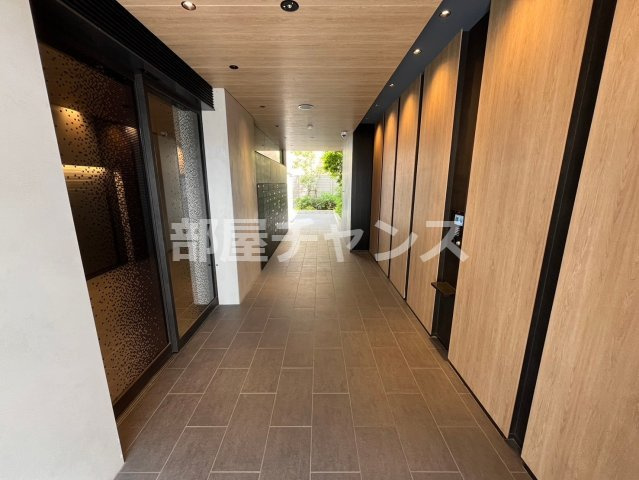 Live Casa堀田のエントランス