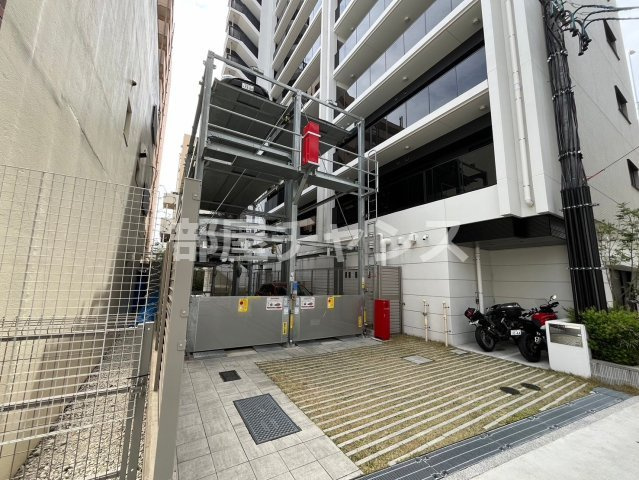 Live Casa堀田の駐車場