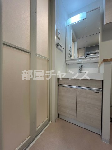 Live Casa堀田の独立洗面台