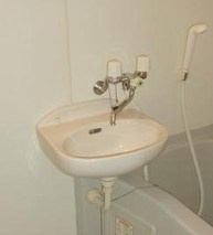 シャルム立川の洗面所