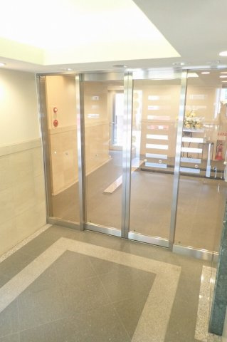 スペーシア飯田橋Ⅱのエントランス