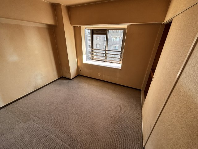 ダイアパレス己斐本町の洋室