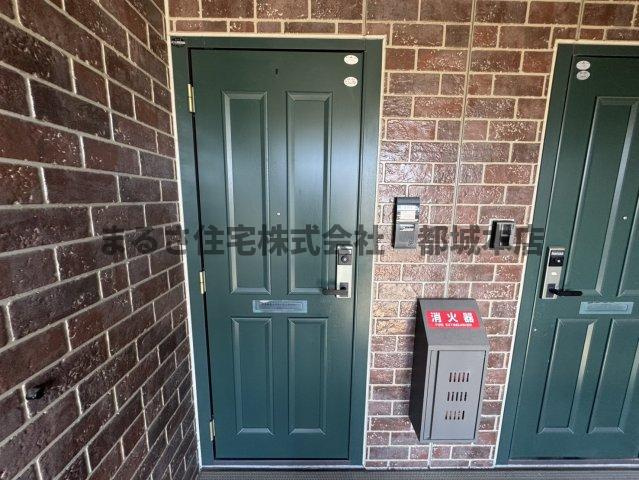 リヴェールⅣⅤの玄関