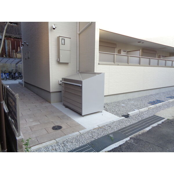 クレアール郡山Iのエントランス