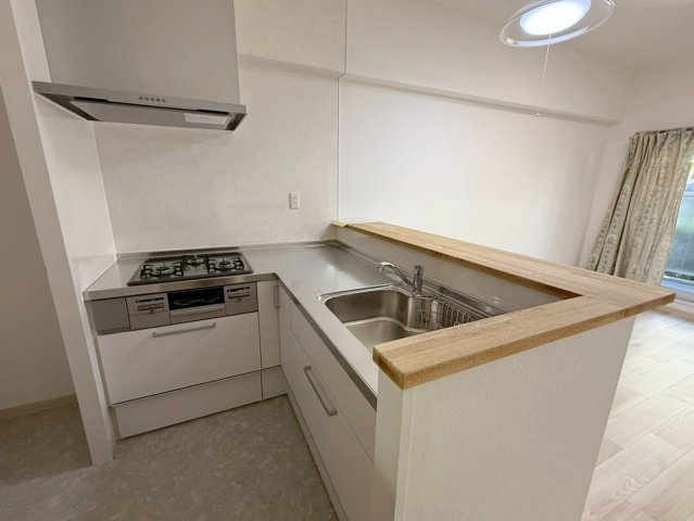 サンヴェール太秦のキッチン