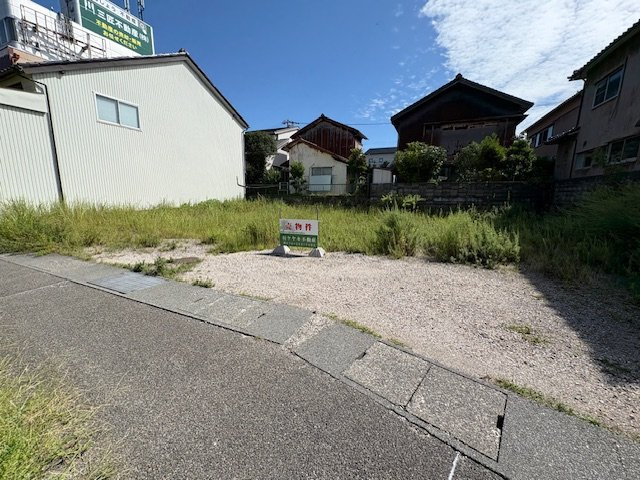 弥生売土地の外観