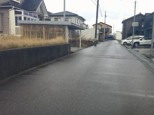 内灘町大学の前面道路含む現地写真|現地（2025年1月）撮影