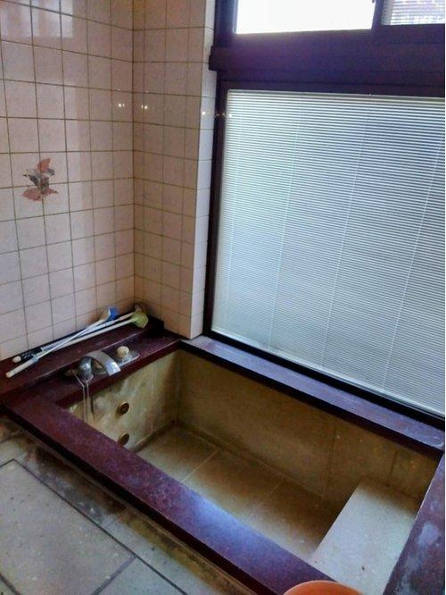 小松市二ツ梨町の中古一戸建の浴室|室内（2025年4月）撮影