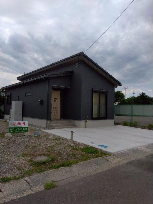 イオンモールかほく向かい（徒歩1分）平屋・駐車3台の外観|現地（2025年7月）撮影