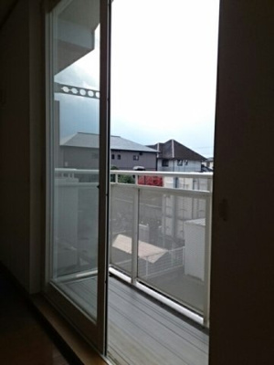 【バルコニー】 | ミニヨンフルールＡ | 陽当たり良好なバルコニーです