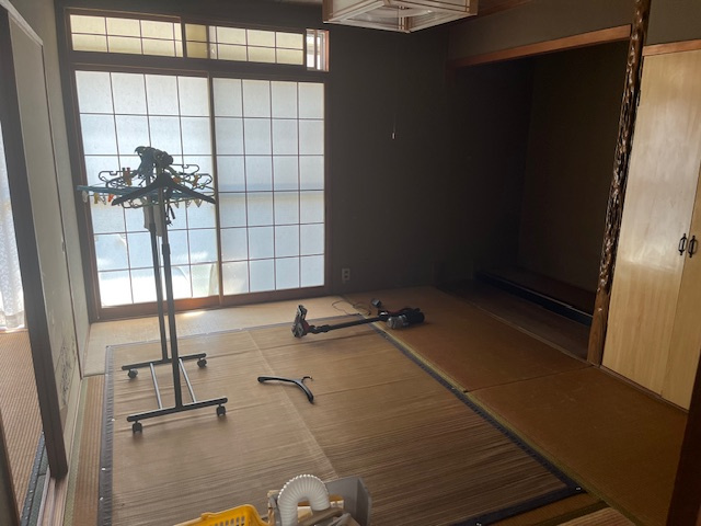 片岡戸建ての和室|日本らしい落ち着いた雰囲気の和室です