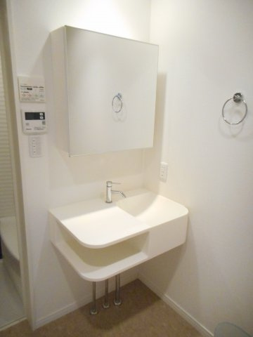 グラシアスの独立洗面台|独立洗面台です