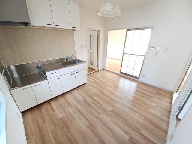 スズトハイツA棟の内装|きれいな内装です