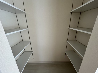 【収納】 | 【20万円ｷｬｯｼｭﾊﾞｯｸ対象物件】リーブルガーデン田原本町阪手12期 全3棟 2号棟 | パントリー