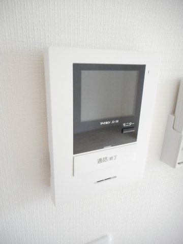 フェリーチェSt.のセキュリティ|来客を確認できて安心なTVモニター付きインターホン