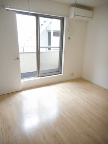 フェリーチェSt.の洋室|7帖のLDKです