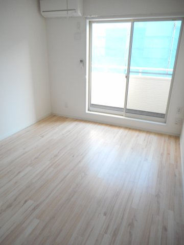 シャルル　フォワイエの居間・リビング|中はこのようになっています