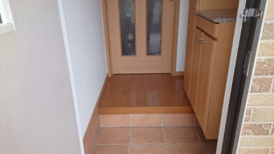 【玄関】 | コモド・ピアッツァⅠ | 明るい玄関です