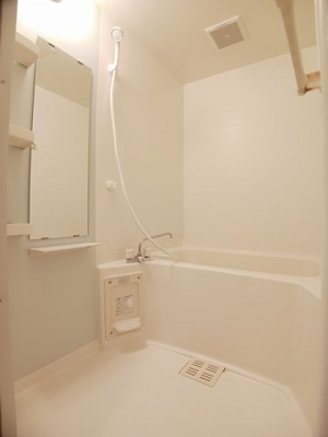 【浴室】 | パルテールⅠ | 日々の疲れを癒すお風呂付です