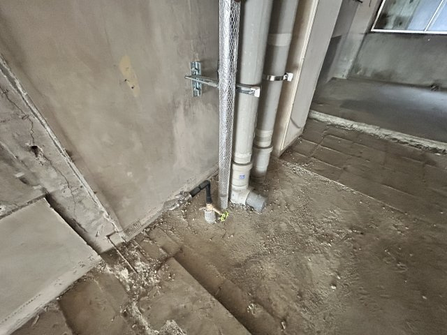 菅谷ビルの駐車場