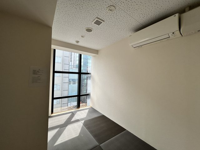 ＬＡＮＤＰＯＯＬ　ＫＡＮＤＡ　ＴＥＲＲＡＣＥのロビー