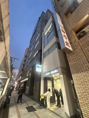 淡路町サニービルの外観