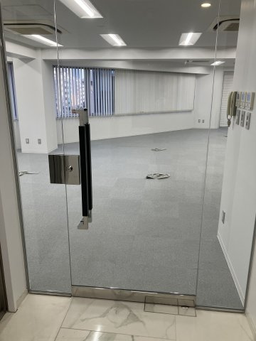 麹町サンライズビルのロビー